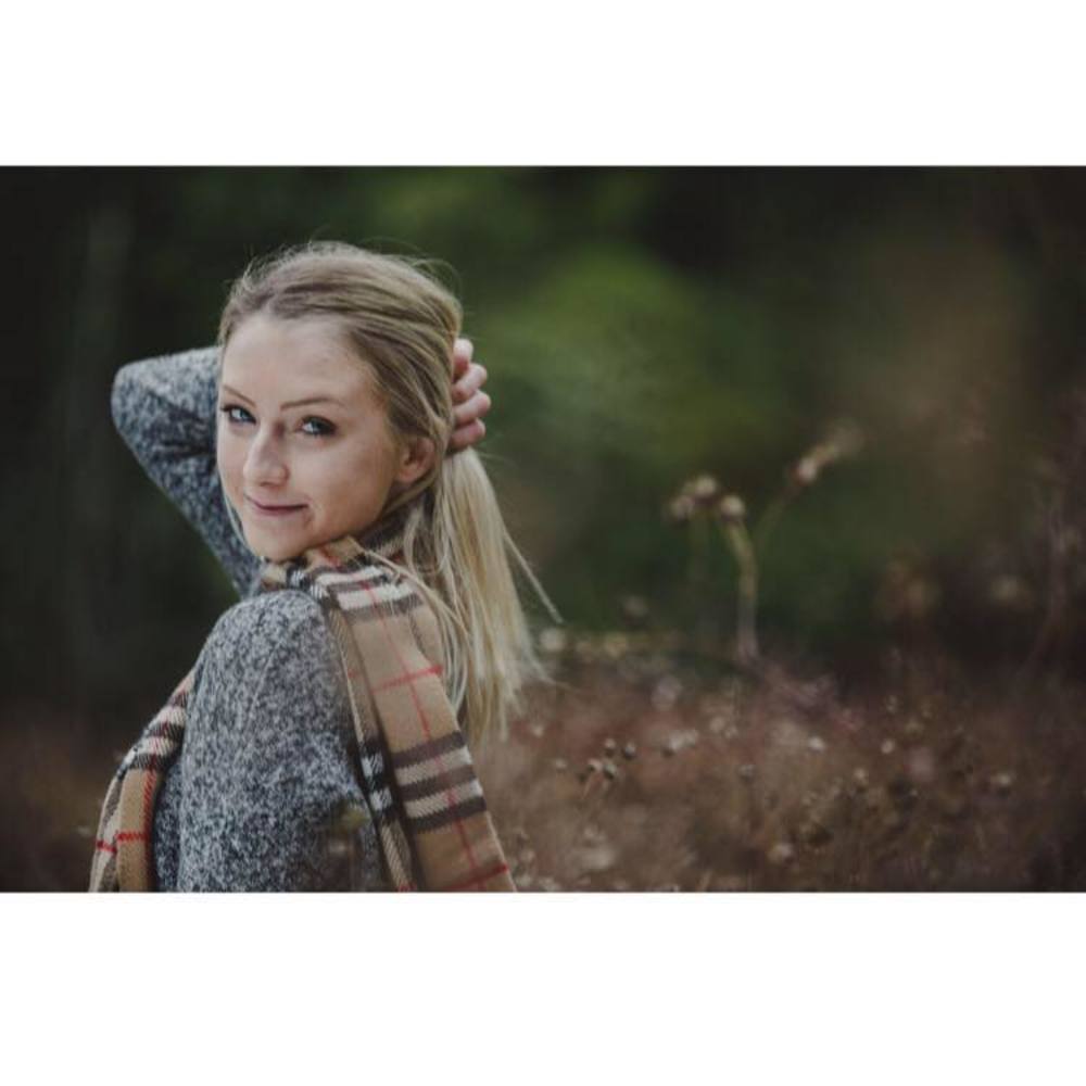 Meet your Posher, Abigail